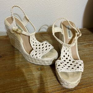 Steve Madden Women's Cream Wedge Sandals